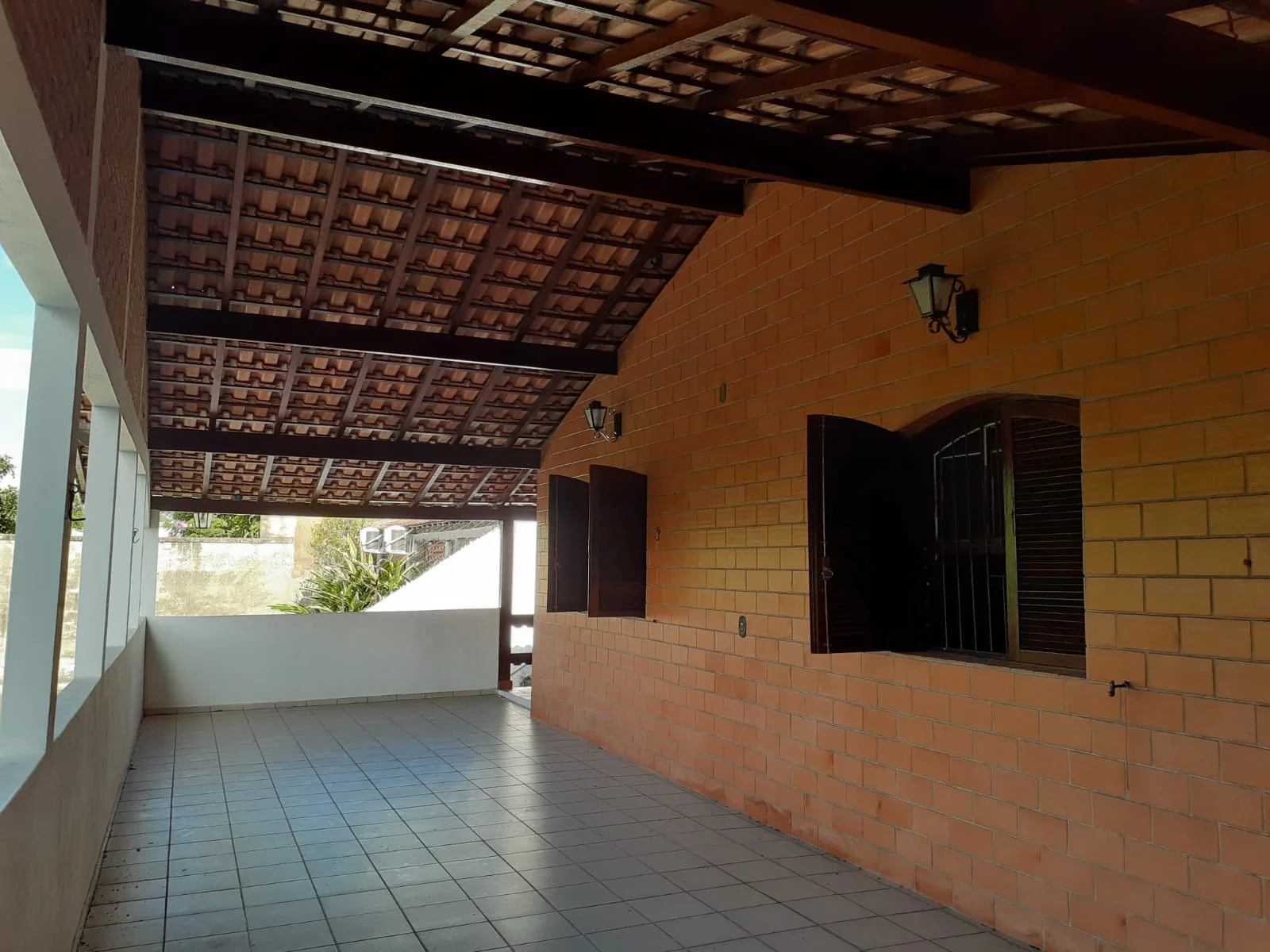 CASA À VENDA - OPORTUNIDADE