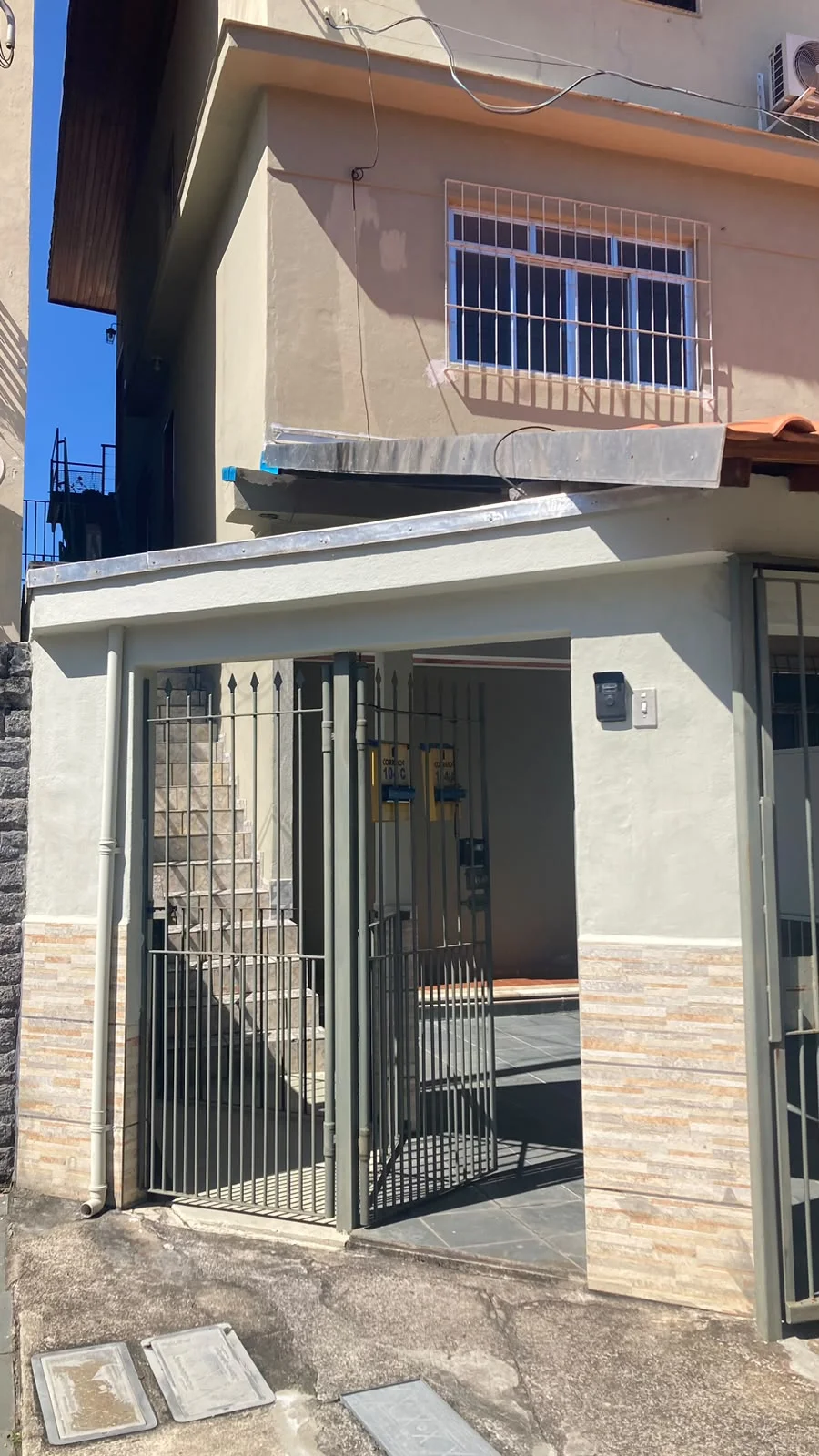APARTAMENTO 002 - RESENDE - BAIRRO ALAMBARI