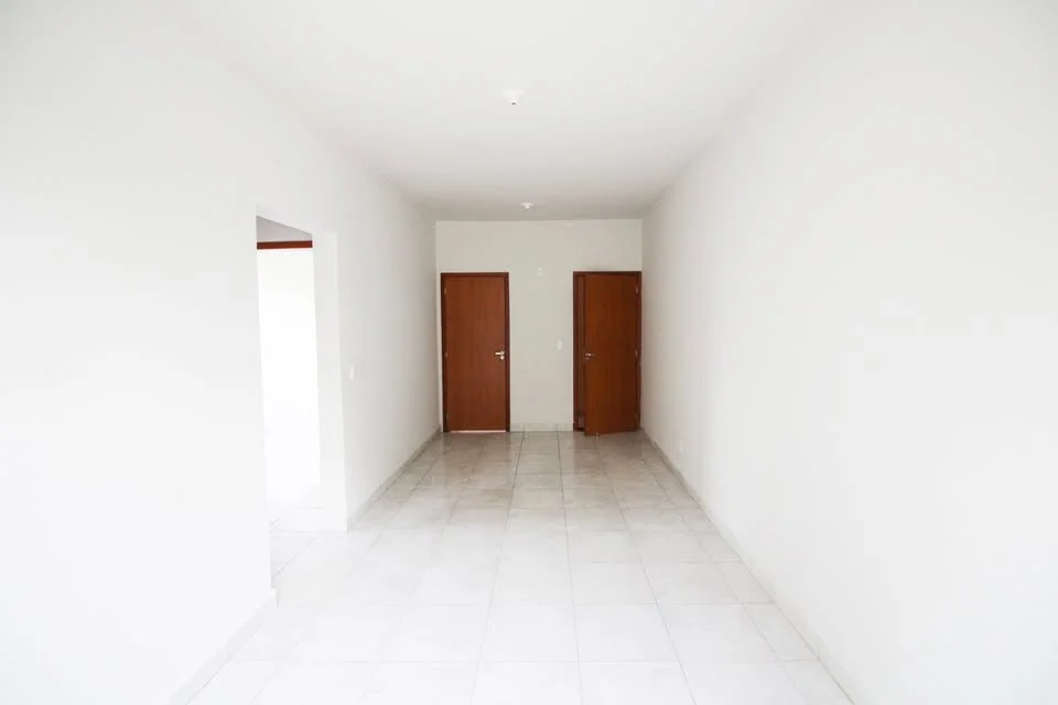 APARTAMENTO 70m² + GARAGEM COBERTA ESTRADA REAL