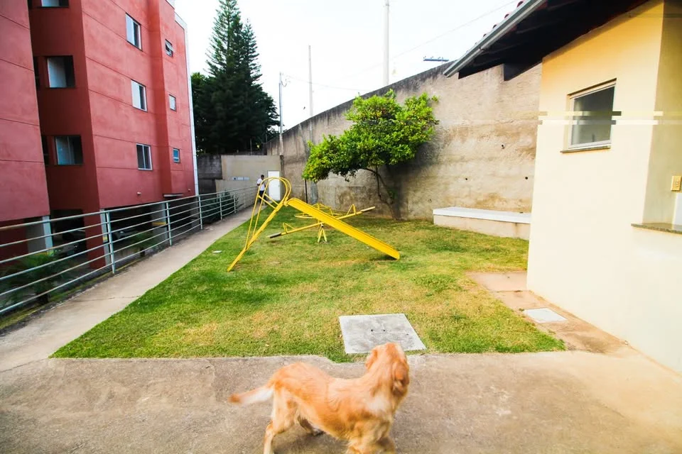 APARTAMENTO 70m² + GARAGEM COBERTA ESTRADA REAL